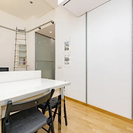 Appartement Minimal Near Bocconi *